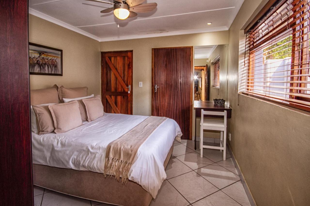 Ohannas Bnb & Self Catering Plettenberg Bay Esterno foto