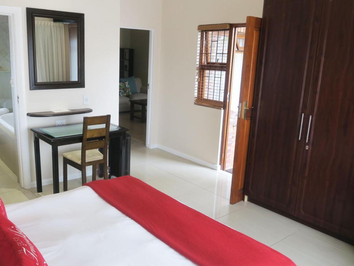 Ohannas Bnb & Self Catering Plettenberg Bay Esterno foto