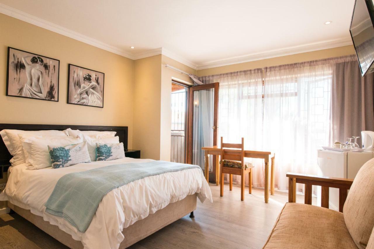 Ohannas Bnb & Self Catering Plettenberg Bay Esterno foto